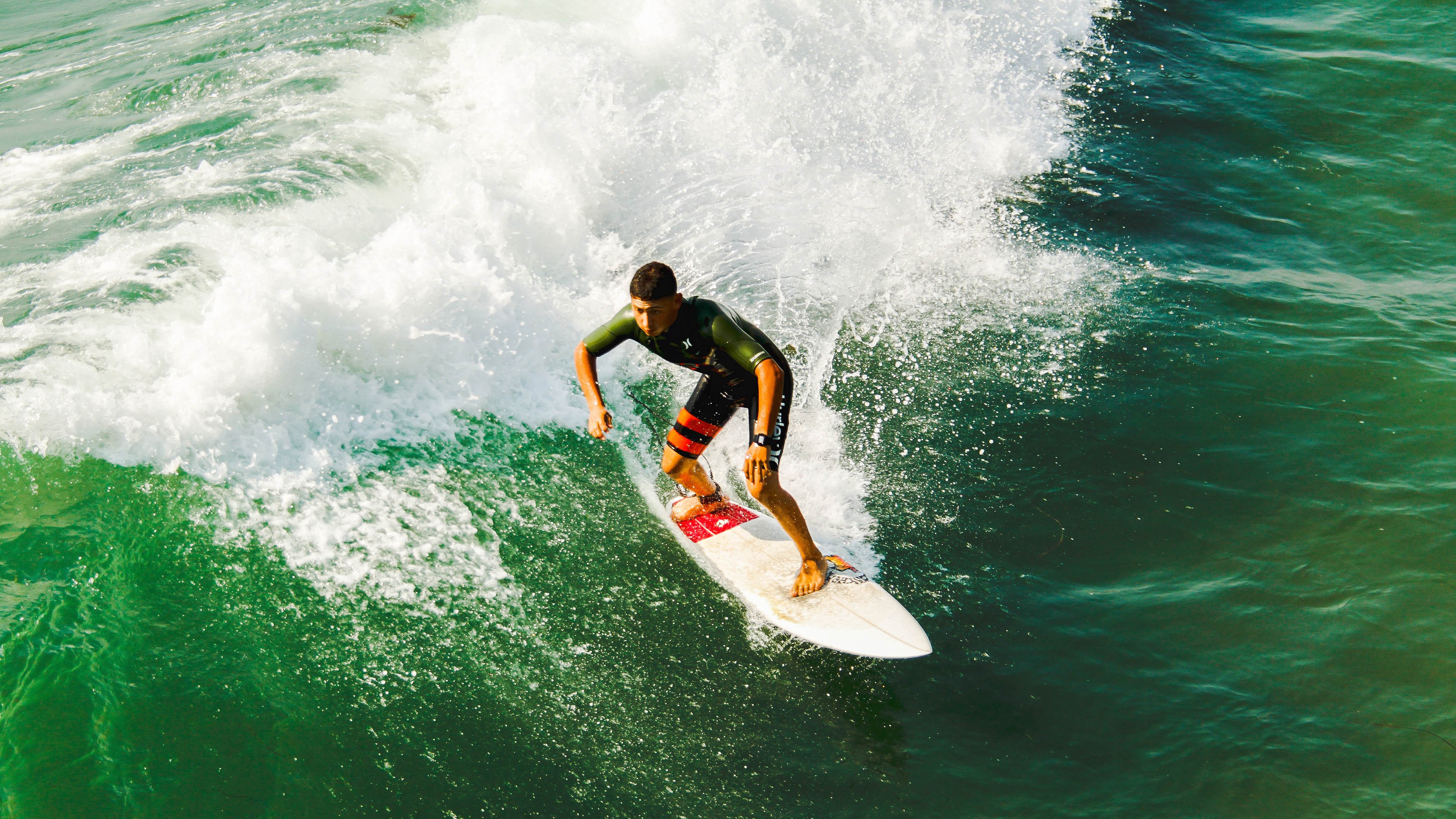 几内亚铁血防线全面压制拜仁，托尼·克罗斯成关键先生，皇马欧冠再封王