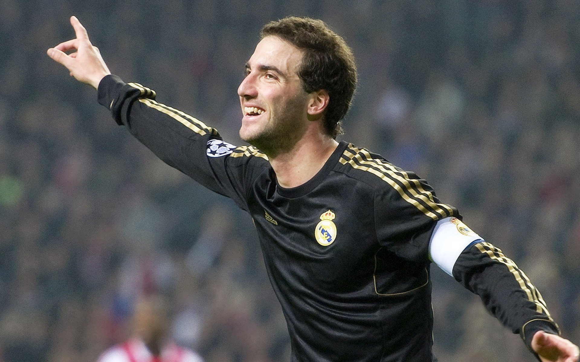 黄潜战加纳，哈弗茨破茧成蝶，一场比赛如何定义他的重生之路